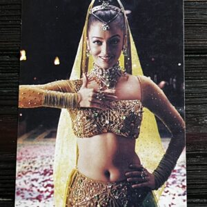 Aishwarya Rai Bachchan * Vintage Bollywood Postcard * (NCC) (WN)