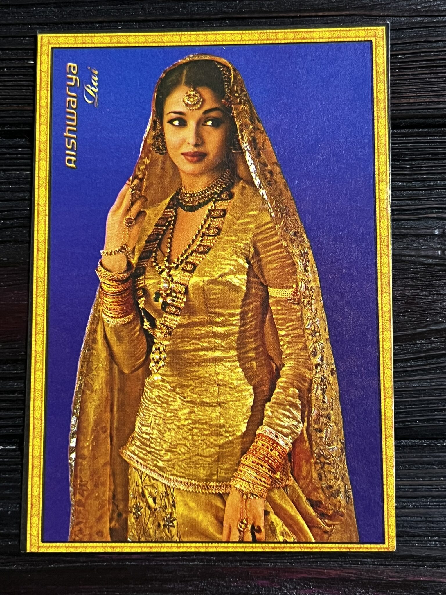 Aishwarya Rai Bachchan * Vintage Bollywood Postcard * (Nirmal) (WN)