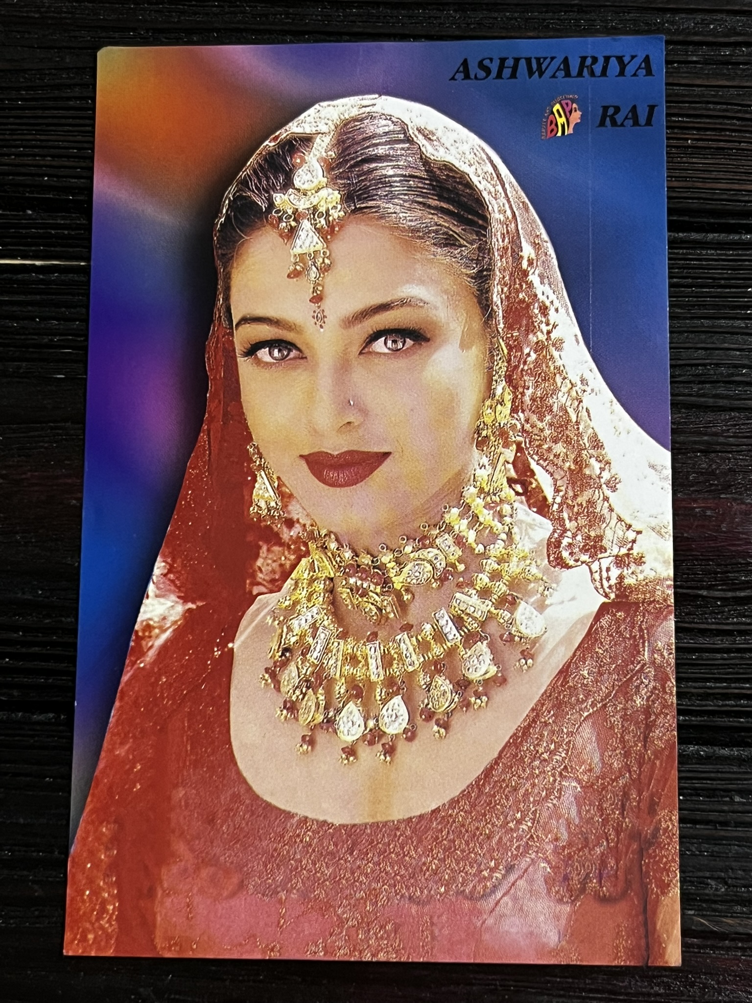 Aishwarya Rai Bachchan * Vintage Bollywood Postcard * (BAP) (WN)