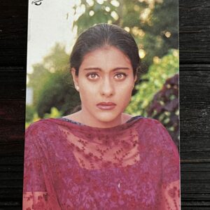 Kajol Devgn * Vintage Bollywood Postcard * (UC) (WN)
