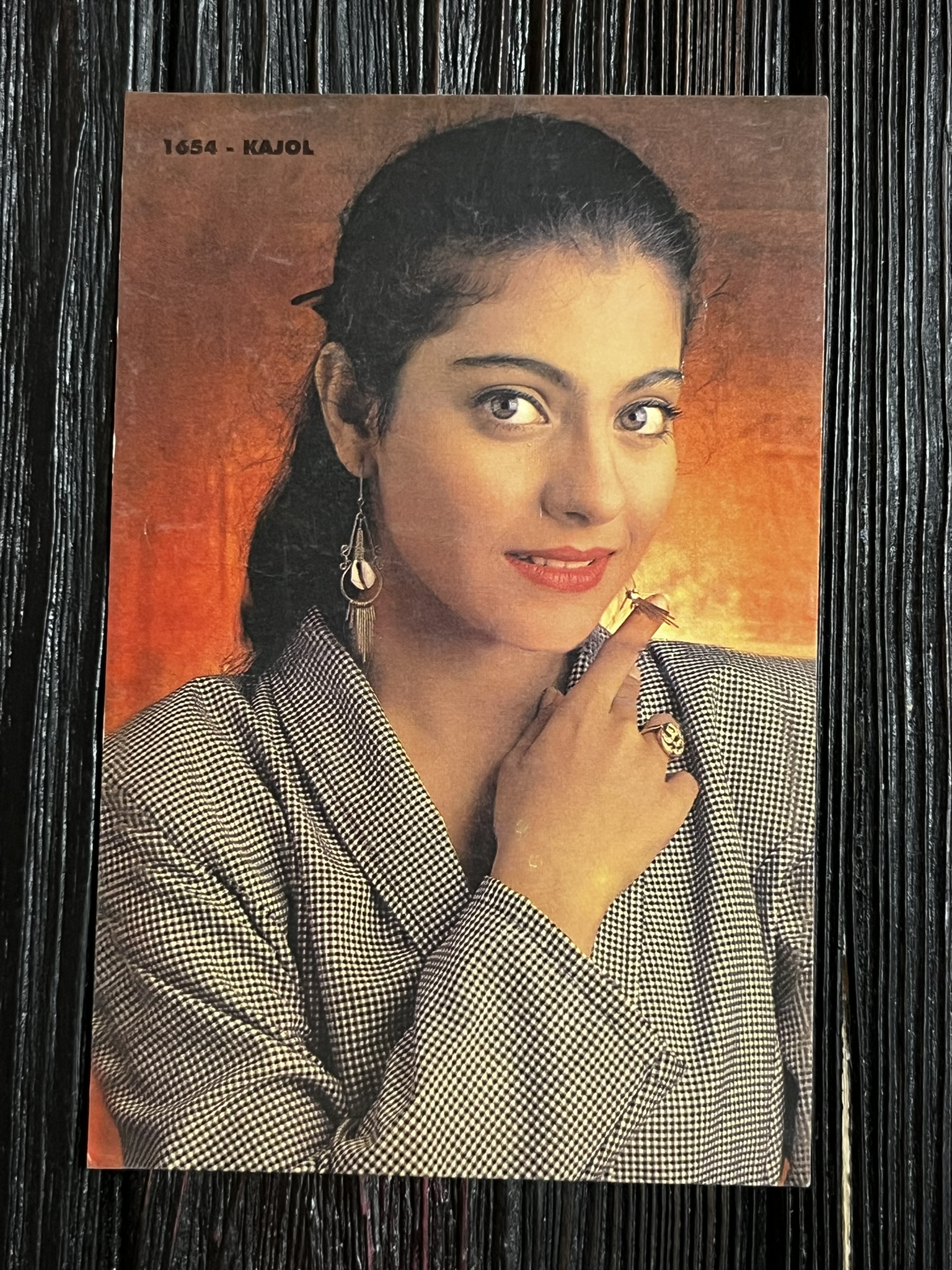 Kajol Devgn * Vintage Bollywood Postcard * (RC) (1654)