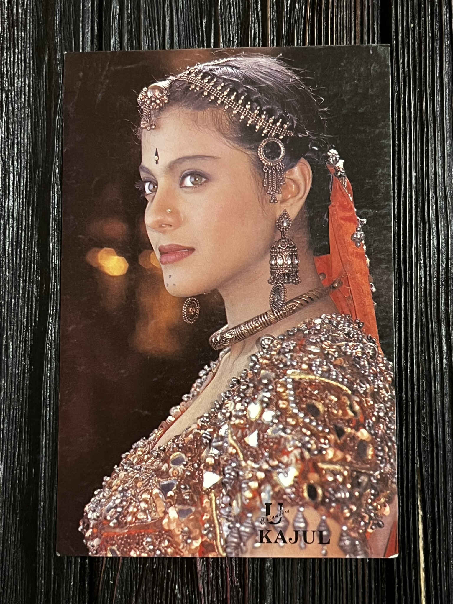 Kajol Devgn * Vintage Bollywood Postcard * (UC) (WN)