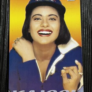 Kajol Devgn * Vintage Bollywood Postcard * (Nayab) (WN)