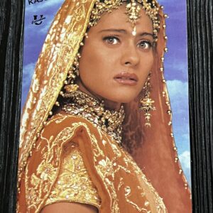 Kajol Devgn * Vintage Bollywood Postcard * (UC) (WN)