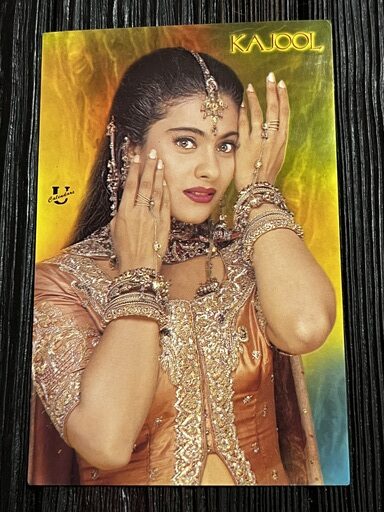 Kajol Devgn * Vintage Bollywood Postcard * (UC) (WN)