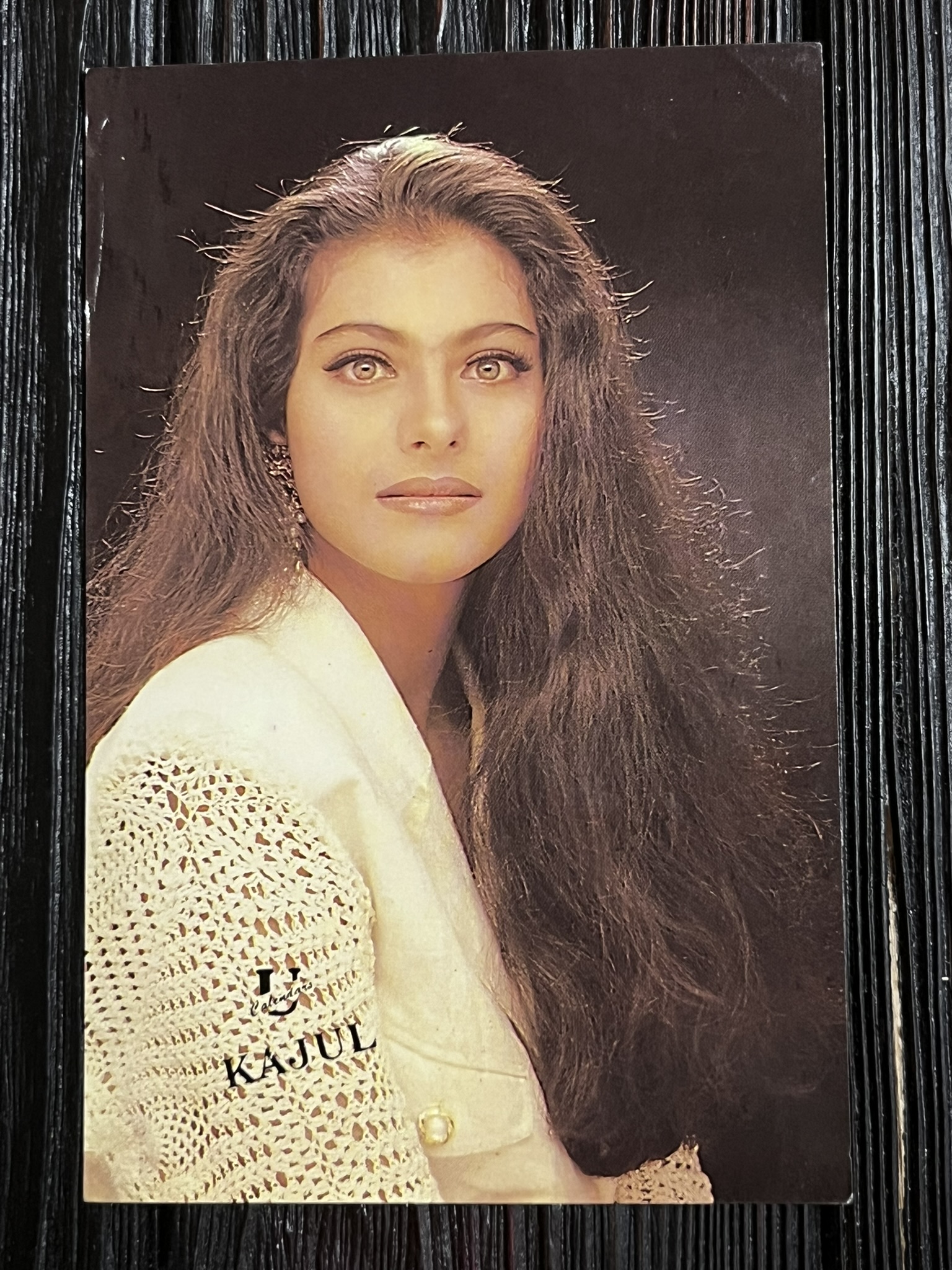 Kajol Devgn * Vintage Bollywood Postcard * (UC) (WN)