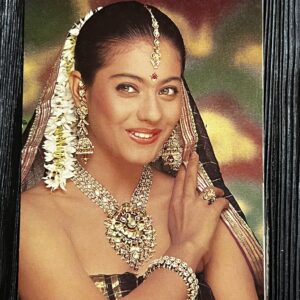 Kajol Devgn * Vintage Bollywood Postcard * (Brijbasi) 2998