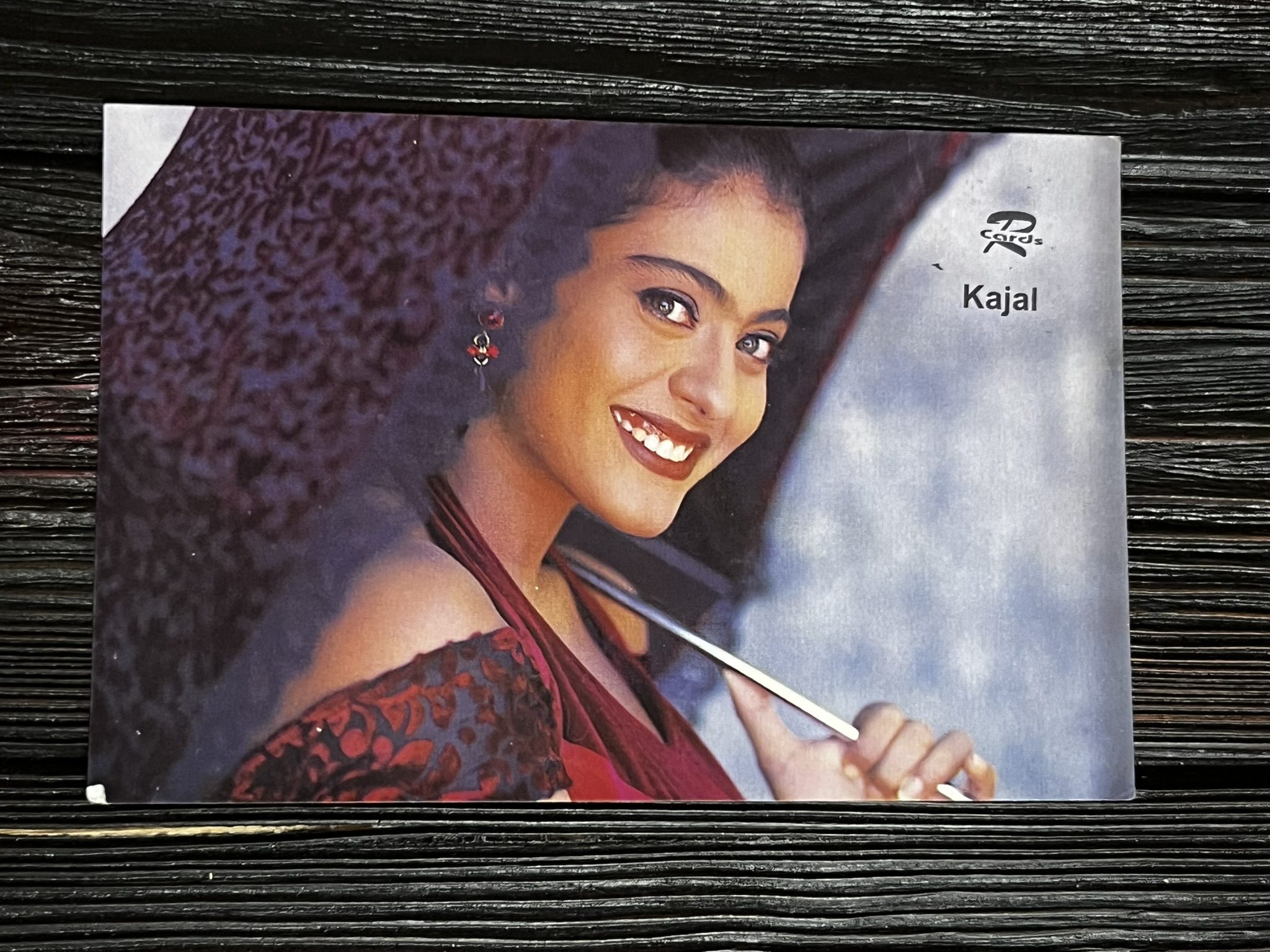 Kajol Devgn * Vintage Bollywood Postcard * (Ruby) (WN)