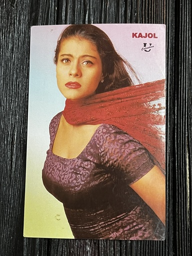 Kajol Devgn * Vintage Bollywood Postcard * (UC) (WN)