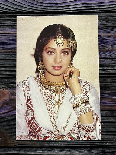 Sridevi * Vintage Bollywood Postcard * (BAP) (1925)