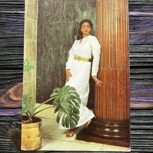 Sridevi * Vintage Bollywood Postcard * (Miror) (44)