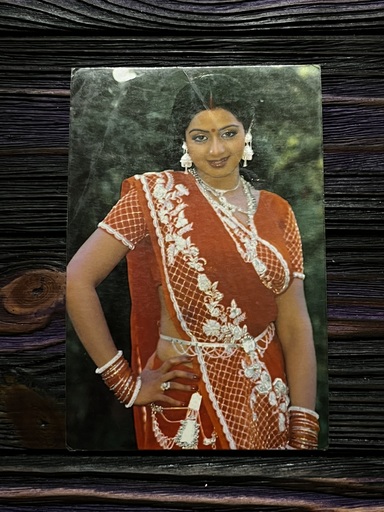 Sridevi * Vintage Bollywood Postcard * (RC) (PC 917)