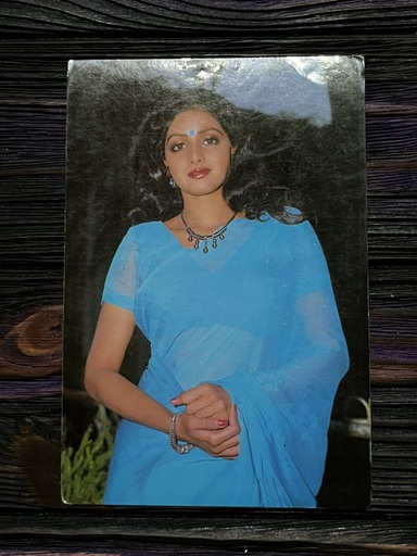 Sridevi * Vintage Bollywood Postcard * (Venus) (F 157)