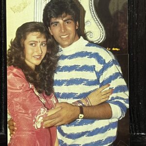 Karishma Kapoor Akshay Kumar * Vintage Bollywood Postcard * (Ruby) (621)