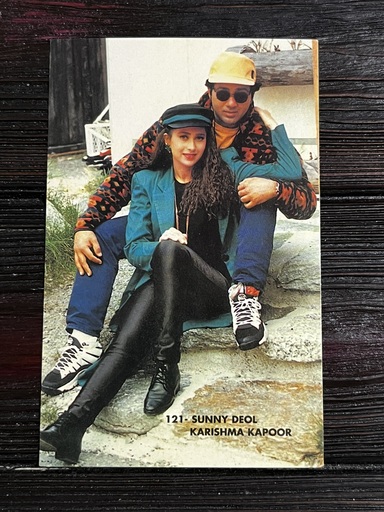 Karishma Kapoor Sunny Deol * Vintage Bollywood Postcard * (RS) (121)