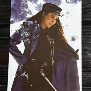 Karishma Kapoor * Vintage Bollywood Postcard * (UC) (WN)