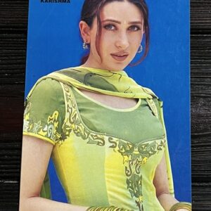 Karishma Kapoor * Vintage Bollywood Postcard * (NAA) (WN)