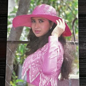 Karishma Kapoor * Vintage Bollywood Postcard * (PC) (144)