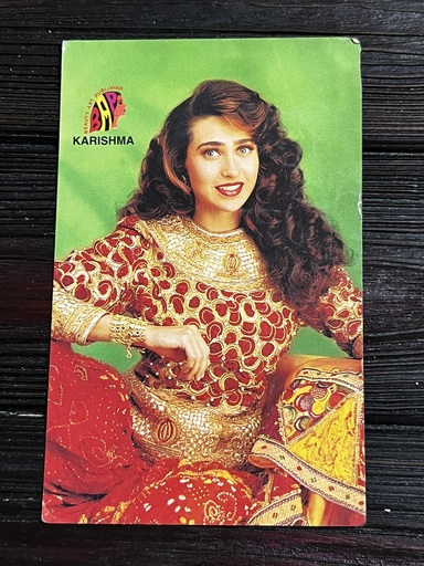 Karishma Kapoor * Vintage Bollywood Postcard * (BAR) (WN)