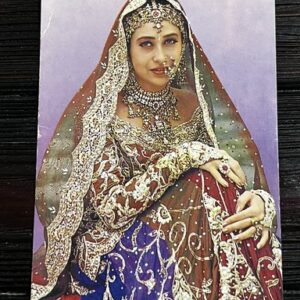 Karishma Kapoor * Vintage Bollywood Postcard * (Jain) (WN)
