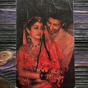 Sridevi Sunny Deol * Vintage Bollywood Postcard * (BAP) (380)