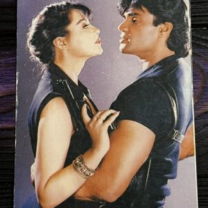 Rani Mukerji Sunil Shetty * Vintage Bollywood Postcard * (jAIN) (10605)