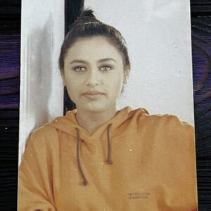 Rani Mukerji * Vintage Bollywood Postcard * (Jain) (WN)