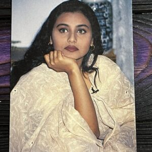 Rani Mukerji * Vintage Bollywood Postcard * (NCC) (WN)