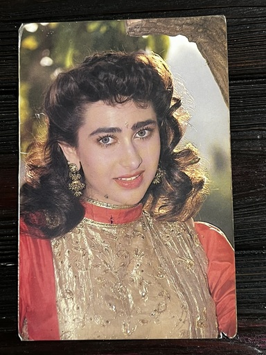 Karishma Kapoor * Vintage Bollywood Postcard * (Venus) (911)