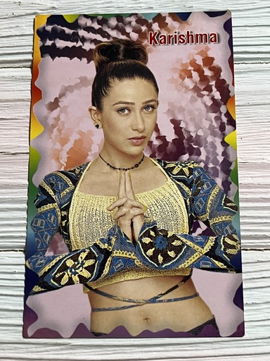 Karishma Kapoor * Vintage Bollywood Postcard * (ARP) (WN)