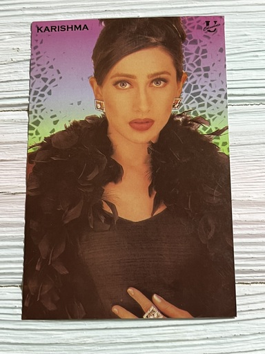 Karishma Kapoor * Vintage Bollywood Postcard * (UC) (WN)