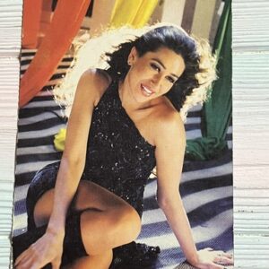 Karishma Kapoor * Vintage Bollywood Postcard * (NCC) (WN)