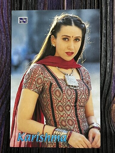 Karishma Kapoor * Vintage Bollywood Postcard * (NAA) (WN)