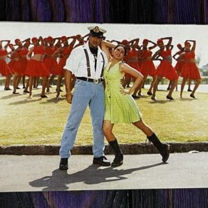 Karishma Kapoor Govinda* Vintage Bollywood Postcard * (Brijbasi) (3907)
