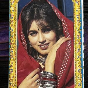 Mahima Chaudhry * Vintage Bollywood Postcard * (NP) (2765)