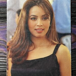 Mahima Chaudhry * Vintage Bollywood Postcard * (Jain) (WN)