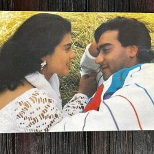 Kajol Devgn Ajay Devgn* Vintage Bollywood Postcard * (VPP) (4720)