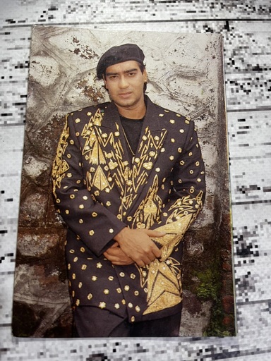 Ajay Devgn* Vintage Bollywood Postcard * (VPP) (WN)
