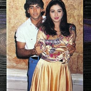 Tabu Tabassum Hashmi Akshay Kumar* Vintage Bollywood Postcard * (RC) (2432)