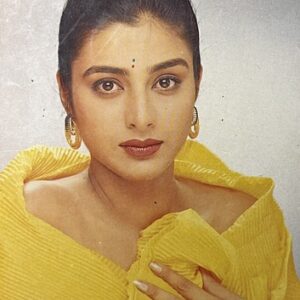 Tabu Tabassum Hashmi * Vintage Bollywood Postcard * (Ruby) (WN)