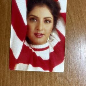 Divya Bharati* Vintage Bollywood Postcard * (BAP) (2444)