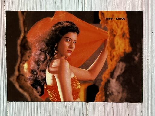 Kajol Devgn * Vintage Bollywood Postcard * (PC) (1866)