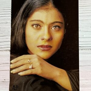 Kajol Devgn * Vintage Bollywood Postcard * (UC) (WN)