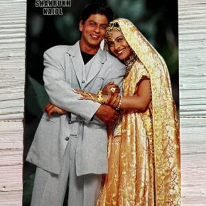 Kajol Devgn Shah Rukh Khan* Vintage Bollywood Postcard * (NAA) (WN)