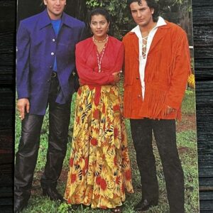 Kajol Devgn Saif Ali Khan Aditya Pancholi * Vintage Bollywood Postcard * (RC) (2676)