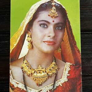 Kajol Devgn * Vintage Bollywood Postcard * (Paradis) (WN)