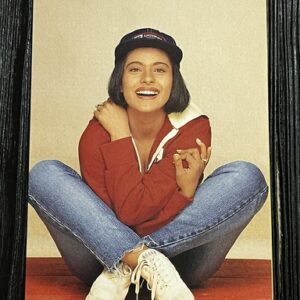 Kajol Devgn * Vintage Bollywood Postcard * (NCC) (WN)
