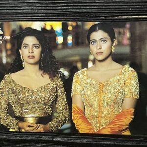 Kajol Devgn Juhi Chawla * Vintage Bollywood Postcard * (NAA) (769)
