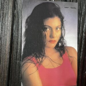 Kajol Devgn * Vintage Bollywood Postcard * (PC) (1447)