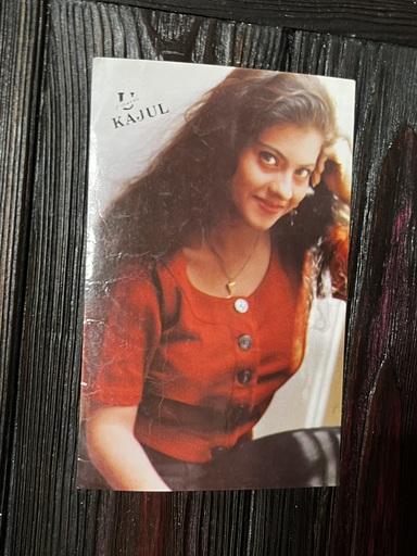 Kajol Devgn * Vintage Bollywood Postcard * (UN) (WN)